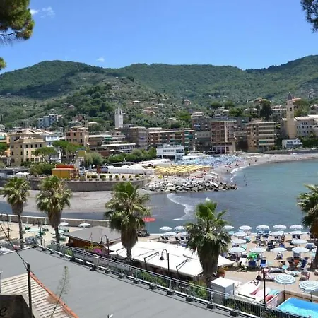 Apartment Augusto Marchesi House Recco